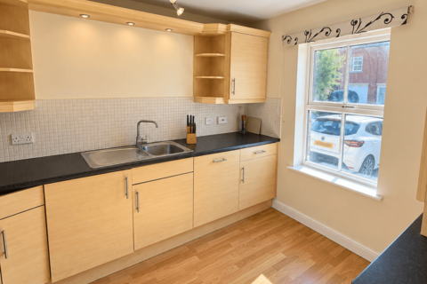 3 bedroom semi-detached bungalow to rent, Olivia Drive, SLOUGH, SL3 7GL