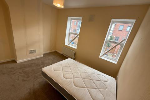 2 bedroom terraced house to rent, Dunworth Street, Manchester, M14