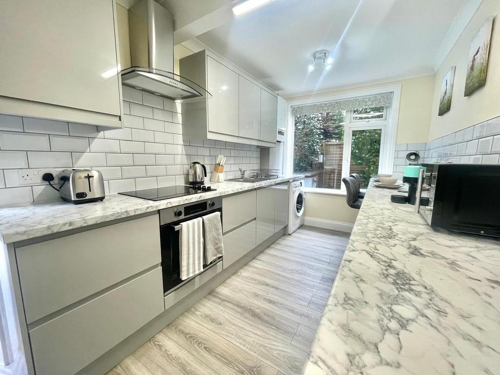 Apartment in Bournemouth - View 4
