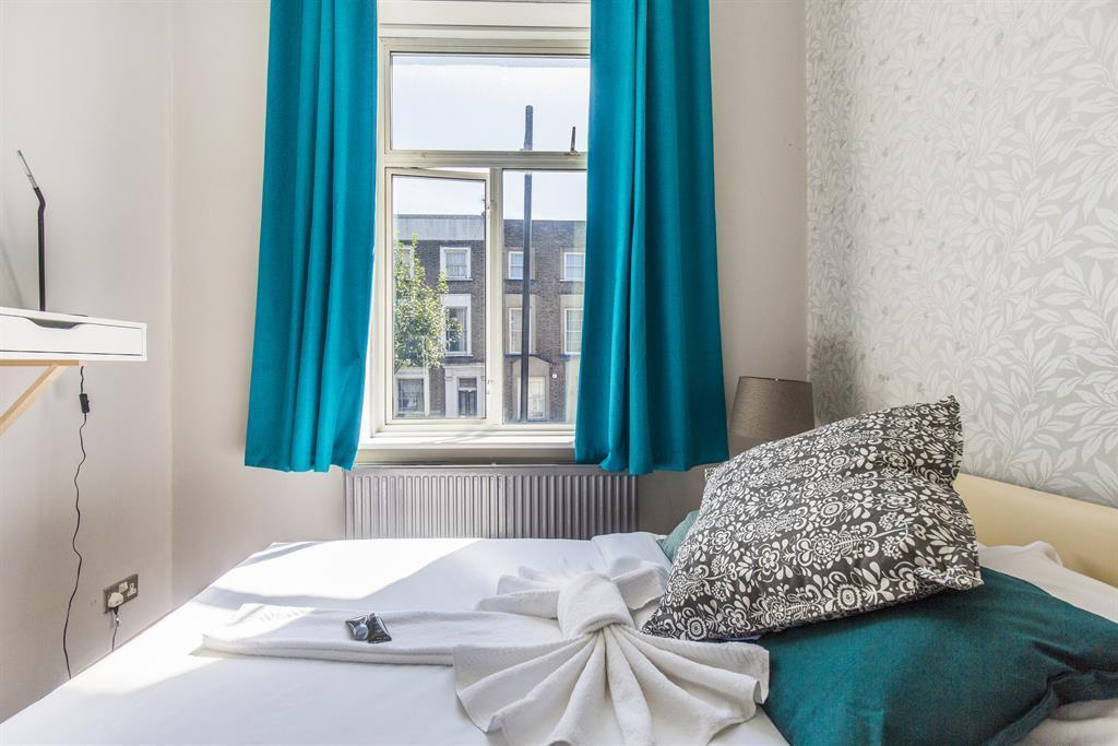 Apartment in London - View 2