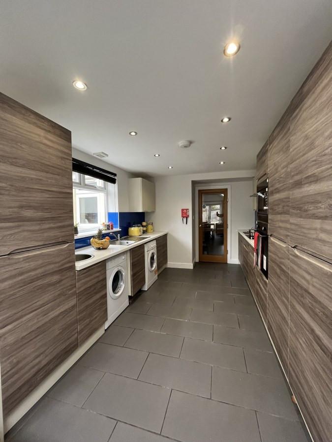House in Cardiff, Maindy, Cathays - More