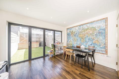 3 bedroom terraced house for sale, Fallow Place, Teddington TW11