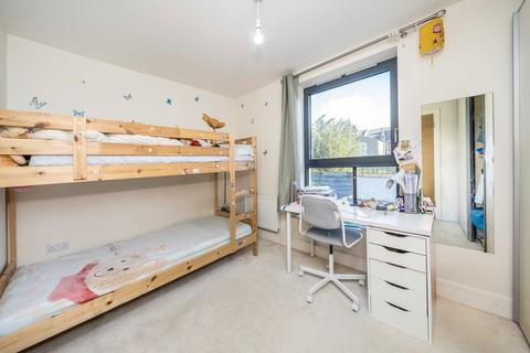 3 bedroom terraced house for sale, Fallow Place, Teddington TW11