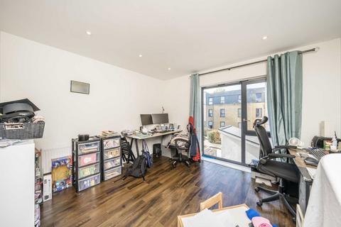 3 bedroom terraced house for sale, Fallow Place, Teddington TW11