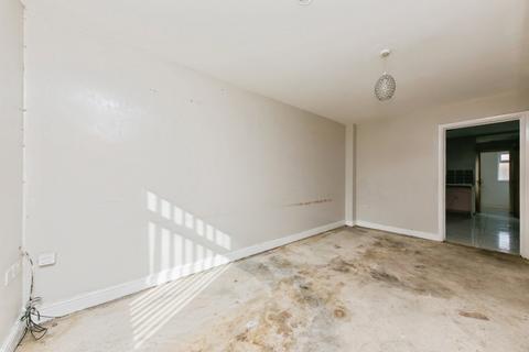 2 bedroom terraced house for sale, Chestnut Grove, Crewe, Cheshire, CW1