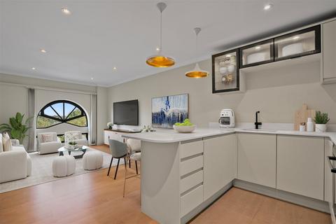 2 bedroom flat for sale, Devonhurst Place, London, W4