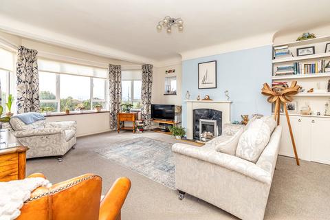 2 bedroom flat for sale, Clarence Parade, Queen's Keep Clarence Parade, PO5