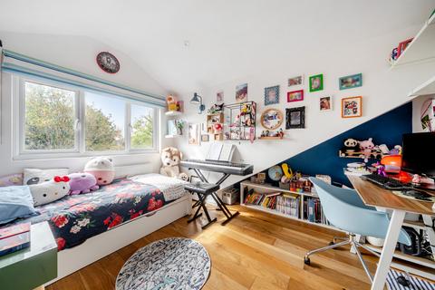 2 bedroom terraced house for sale, Rotherwood Close, Wimbledon, London, SW20
