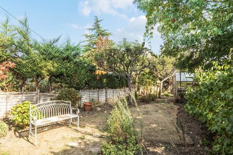 4 bedroom semi-detached house for sale, Wellington Road, Enfield