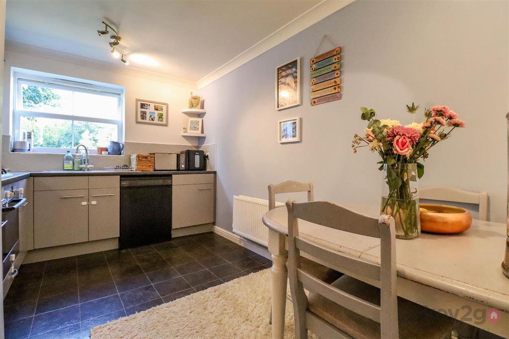 Apartment in Sheffield, Mosborough - View 2