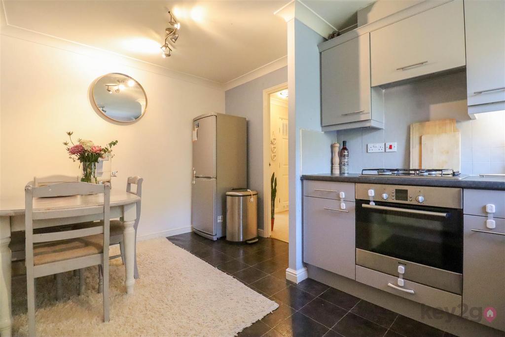 Apartment in Sheffield, Mosborough - View 4