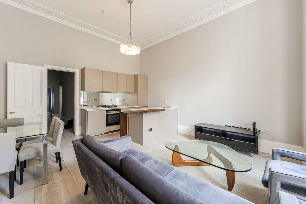 Apartment in London - More