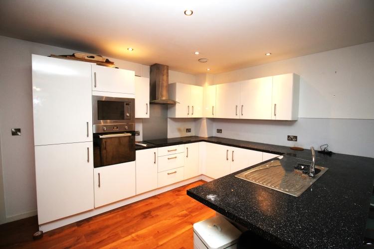 Apartment in Manchester - View 4