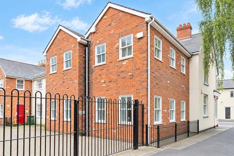 1 bedroom flat for sale, Normandy Street, Alton, Hampshire