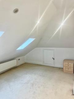 1 bedroom flat to rent, CHIGWELL, IG7