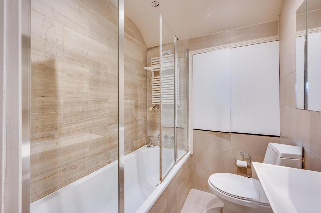Apartment in London - View 4