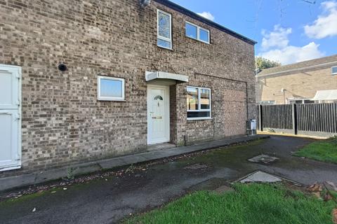 3 bedroom end of terrace house to rent, Ibsen Walk, Corby, NN18