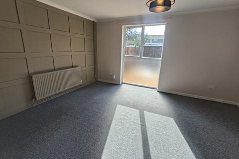 3 bedroom end of terrace house to rent, Ibsen Walk, Corby, NN18