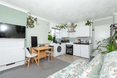 Studio for sale, Alexandra Road, Worthing