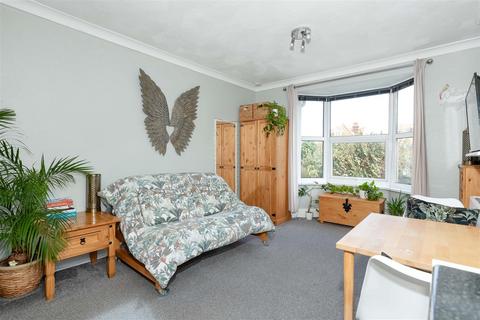 Studio for sale, Alexandra Road, Worthing