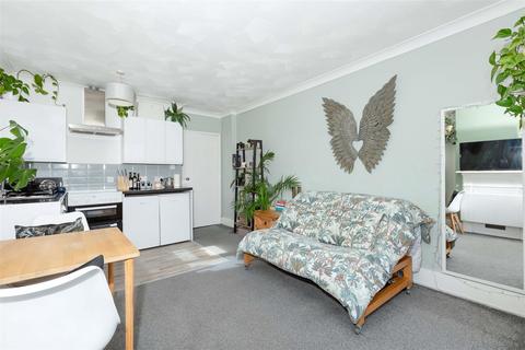 Studio for sale, Alexandra Road, Worthing