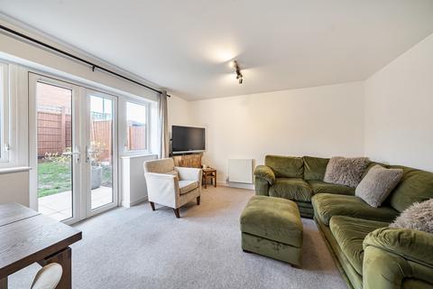 undefined, Weydon Lane, Farnham, GU9