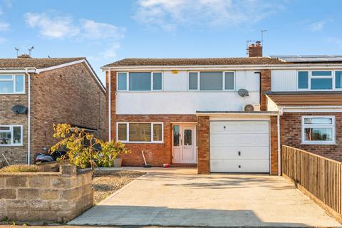 3 bedroom semi-detached house for sale, Colwell Drive, WITNEY