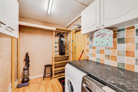 3 bedroom semi-detached house for sale, Colwell Drive, WITNEY