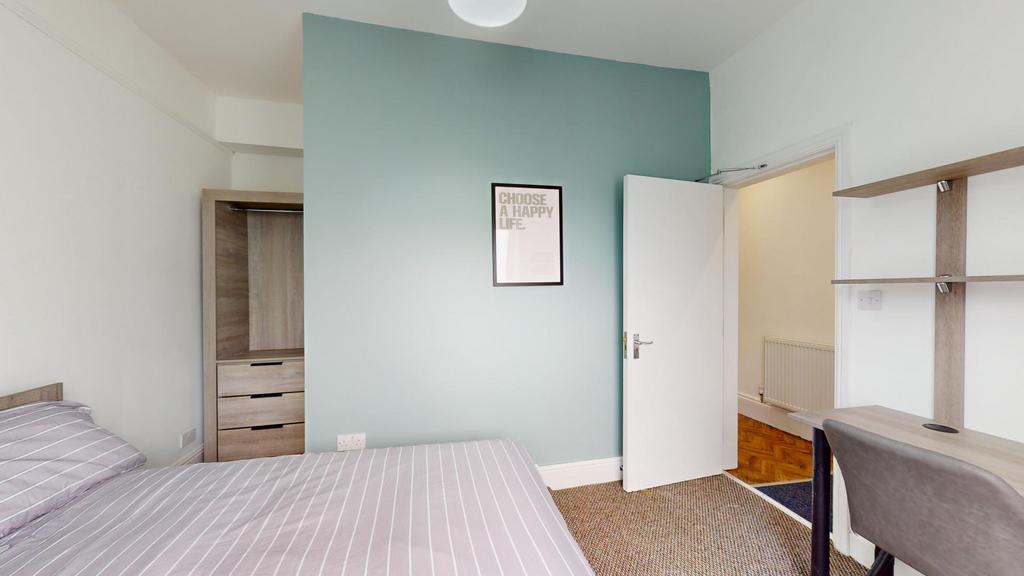 House in Manchester - More