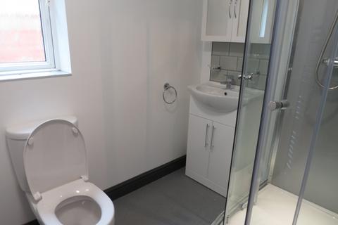 5 bedroom house to rent, Royland Road, Loughborough LE11