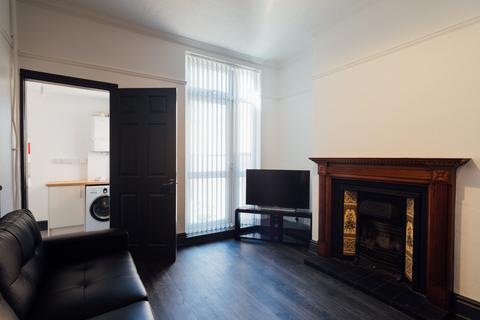 5 bedroom house to rent, Herrick Road, Loughborough LE11