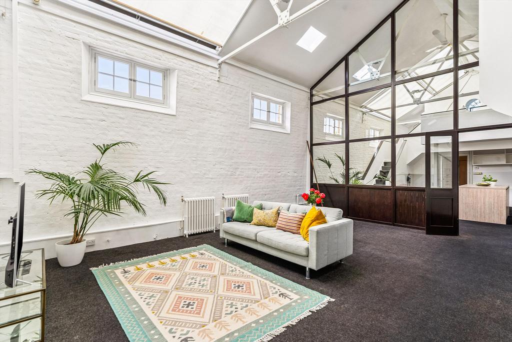 Apartment in London - View 5