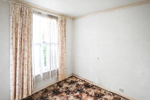 3 bedroom terraced house for sale, 2 Harold Road, Sutton, SM1 4HZ