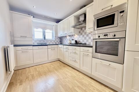 2 bedroom flat for sale, Drake House Fleet Avenue, Hartlepool, County Durham, TS24