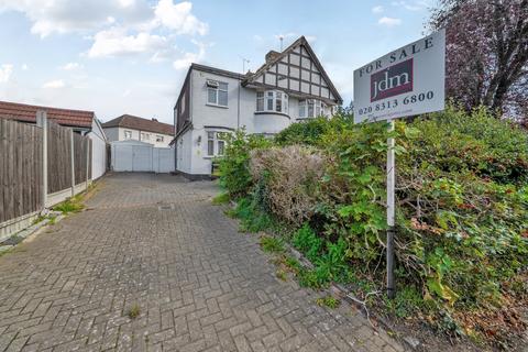 4 bedroom semi-detached house for sale, Magpie Hall Lane, Bromley, BR2