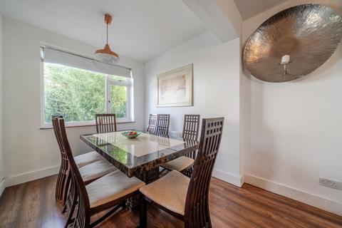 4 bedroom semi-detached house for sale, Magpie Hall Lane, Bromley, BR2