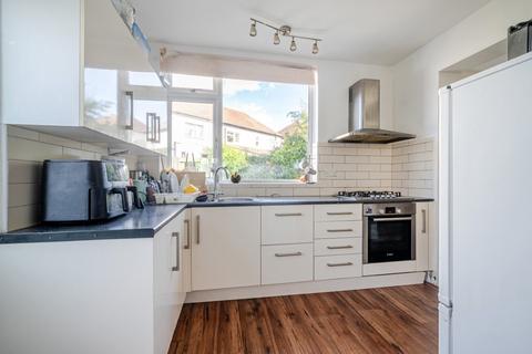 4 bedroom semi-detached house for sale, Magpie Hall Lane, Bromley, BR2
