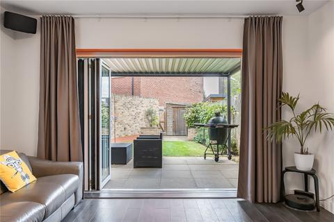undefined, Foxley Mews, London, N20