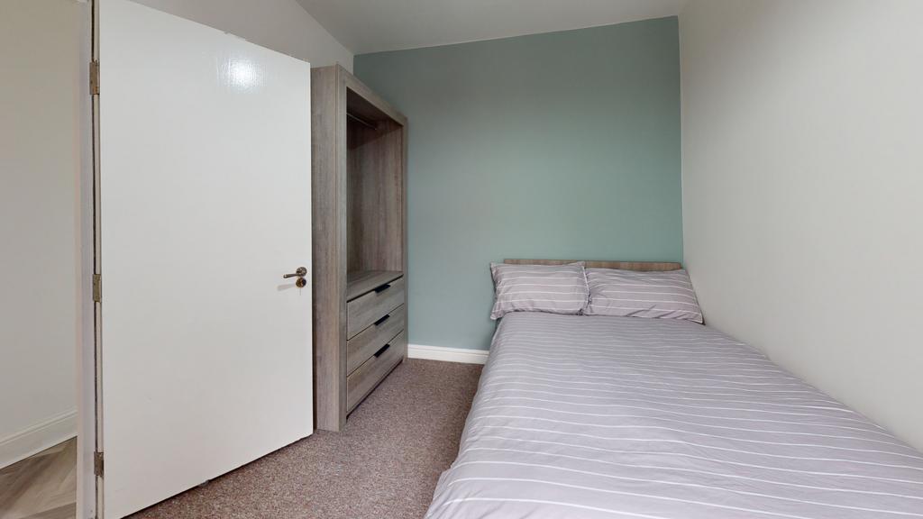 House in Manchester - View 2