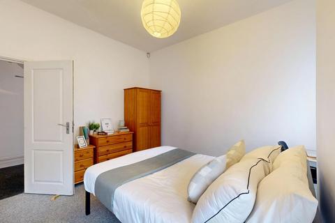 7 bedroom house to rent, Cawdor Road, Manchester M14