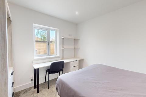 6 bedroom house to rent, Rosebery Street, Loughborough LE11