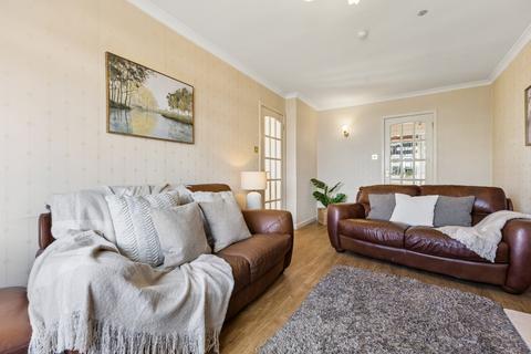 2 bedroom bungalow for sale, Elgin Drive, Stirling, FK7