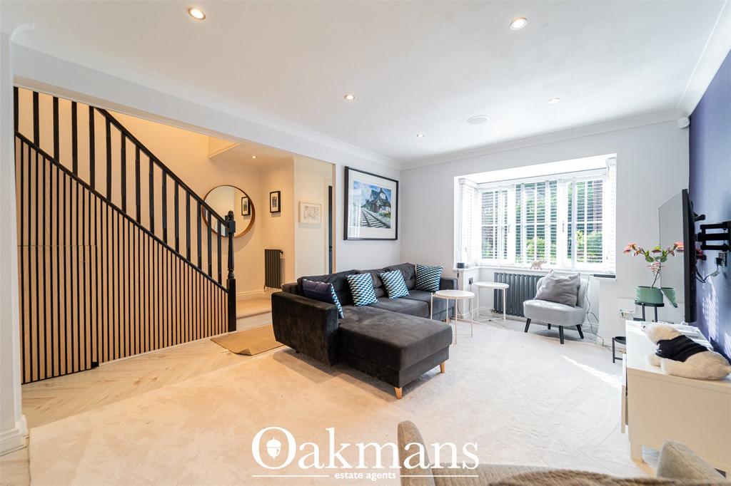 House in Birmingham, West Midlands - More