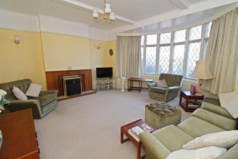 4 bedroom detached house for sale, St Marys Avenue, Bromley, BR2