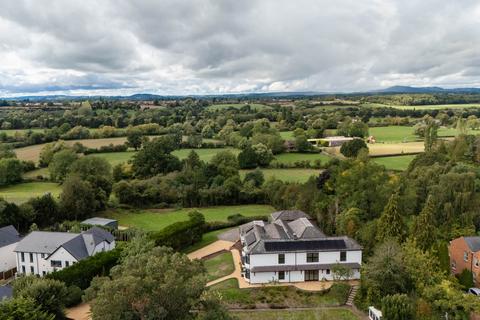 5 bedroom country house for sale, Northwick Road, Bevere, Worcester Worcestershire, WR3 7RE