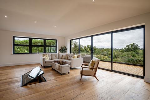 5 bedroom country house for sale, Northwick Road, Bevere, Worcester Worcestershire, WR3 7RE