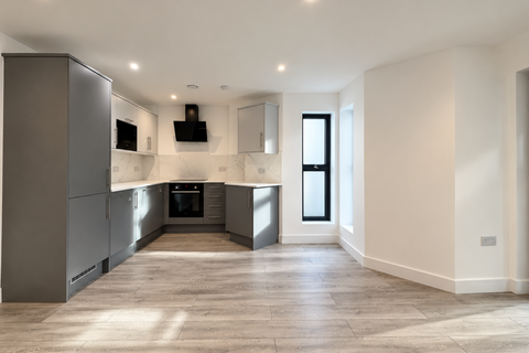 2 bedroom flat to rent, Manor Park Road, London  NW10