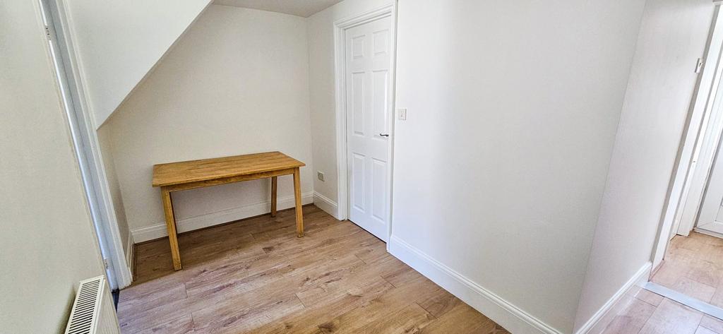 House in London, Canning Town - View 4