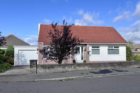 3 bedroom detached bungalow for sale, 2 Dunbar Avenue, Kirkcudbright