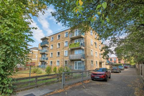 2 bedroom flat for sale, Leigham Court Road, Streatham, London, SW16